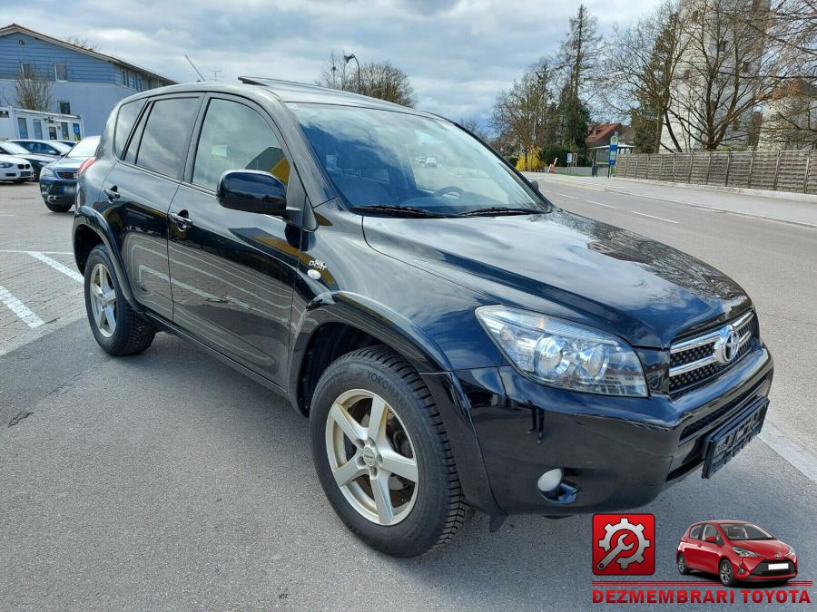 Pompa de apa toyota rav 4 2008