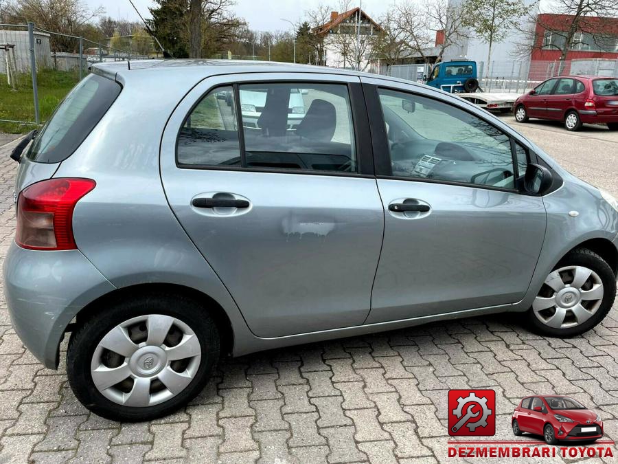 Trapa toyota yaris 2008